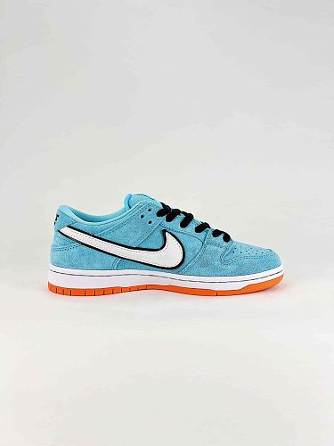 Nike SB Dunk Low