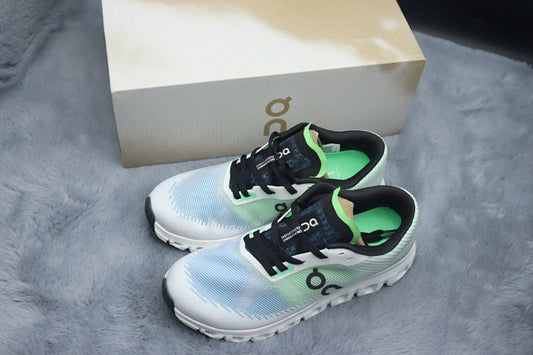 ON Cloud 6 – Lightweight Running Sneakers