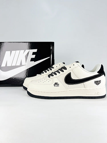 Nike Air Force 1 '07 Low 'Sail Black'